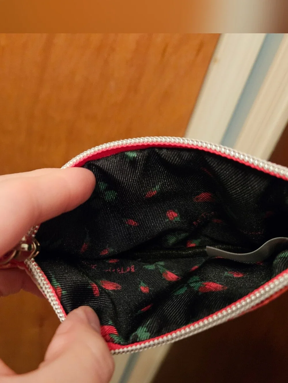 Betsey Johnson NWOT Zipper Pouch